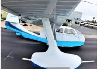 (VIDEO) Nevjerovatna scena: Hidroavion prinudno sletio na ulicu u Feniksu, sve zabilježila kamera na krilu