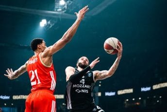 Počelo polufinale: Partizan poveo protiv Zvezde