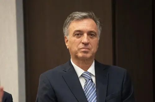 Vujanović: Školski brod “Jadran” svojinski pripada Crnoj Gori, Tadić je prihvatio moj stav
