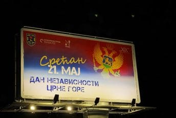 Nikšićka vlast jubilej čestitka uz trobojku