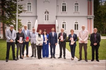Milatović uručio odlikovanja na Cetinju: Evo ko su dobitnici (FOTO)