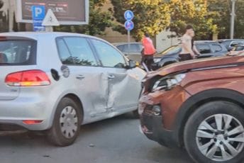 Udes kod Big fashiona, saobraća se otežano