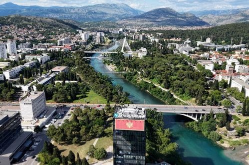 Uprava policije: Snimaćemo okupljanje u Podgorici, za saobraćaj će biti zatvoreno više ulica u centru grada
