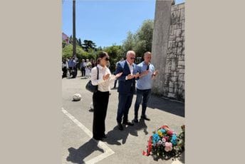 Kuč: Krajnje vrijeme da se postavi spomen-obilježje i da se u udžbenike uvrsti sadržaj o deportaciji Kuč: Krajnje vrijeme da se postavi spomen-obilježje i da se u udžbenike uvrsti sadržaj o deportaciji