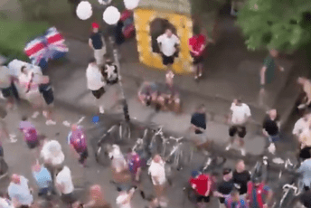 Haos u Lajpcigu: Žestoka tuča navijača Raja i Palasa pred finale, policija blokirala centar