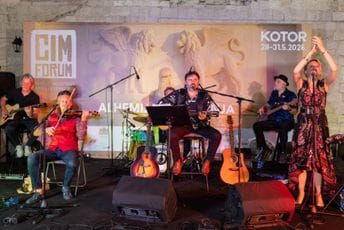 Počeo peti CIM Forum: Radulović: Alhemija stvaranja nastaje tamo gdje se sastanu talenti, hrabrost, ideja i zajedništvo Počeo peti CIM Forum: Radulović: Alhemija stvaranja nastaje tamo gdje se sastanu talenti, hrabrost, ideja i zajedništvo