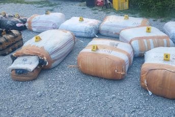 Podgorica: Policija u magacinu firme “T.E” pronašla nelegalnu robu vrijednu 5.000 eura