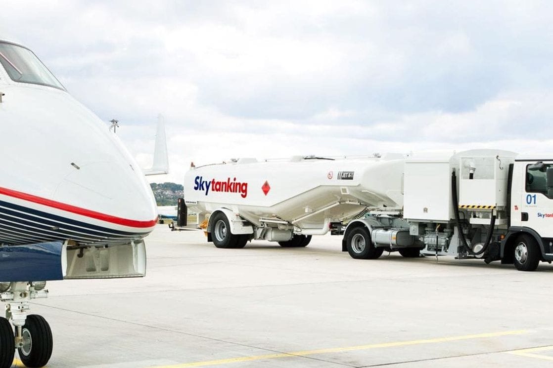 Rusija zabranila izvoz avionskog goriva, odluka na snazi do novembra