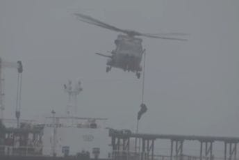 (VIDEO) Makron: Francuska mornarica presrela ruski tanker koji je pod sankcijama