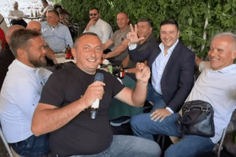 Dajković tvrdi: Policija nam privodi članove, slobodni narod ne može ni proslaviti praznik