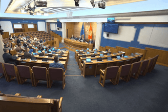 Skupština Crne Gore porodici Petrović Njegoš dodjelila dvorac 'Kruševac' u Podgorici