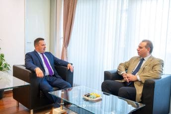 Ivanovića sa Tomasom: Važno jačanje saradnje u oblasti sajber bezbjednosti imajući u vidu bogato iskustvo Estonije Ivanovića sa Tomasom: Važno jačanje saradnje u oblasti sajber bezbjednosti imajući u vidu bogato iskustvo Estonije