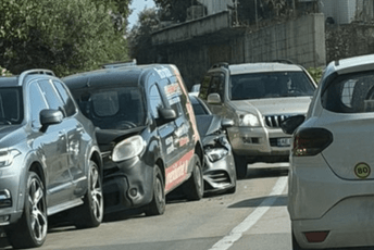 Lančani sudar u Sutomoru: Saobraća se otežano