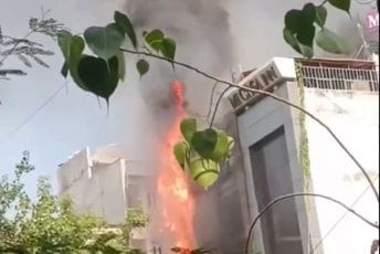 (VIDEO) Indija: Izbio požar u hotelu u Delhiju, najmanje 21 osoba stradala