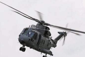 Velika Britanija: Tri osobe poginule u padu helikoptera Kraljevske mornarice