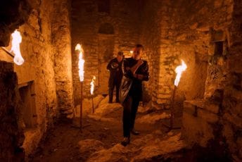 Sniman u ambijentu Starog Bara: Pogledajte novi spot za pjesmu „Da li zna“ grupe Van Gogh Sniman u ambijentu Starog Bara: Pogledajte novi spot za pjesmu „Da li zna“ grupe Van Gogh