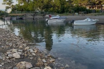 Ulcinj: Naselje Đerane dočekalo sezonu sa fekalijama, mještani ogorčeni
