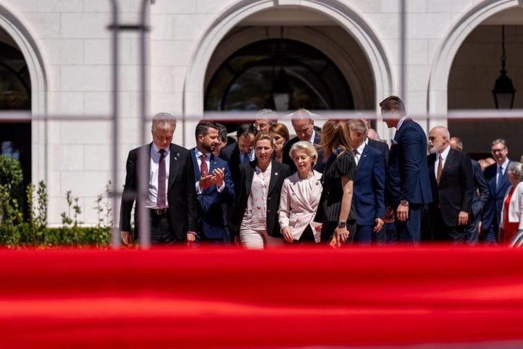 Evropski mediji: Crna Gora grabi ka članstvu, Srbija problematična, mnogi kasne sa reformama