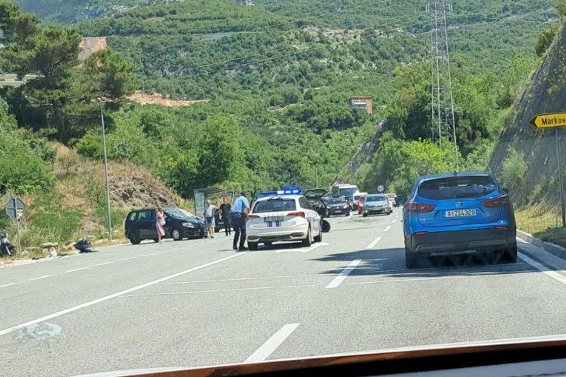 Udes na putu Cetinje - Budva: Jedna osoba povrijeđena