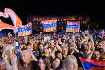 Jermenija: Debakl proruskih snaga na izborima, Pašinjan pobjedu proglasio istorijskom Jermenija: Debakl proruskih snaga na izborima, Pašinjan pobjedu proglasio istorijskom