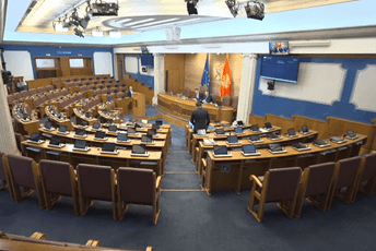 Nikolić: Samit je diplomatski uspjeh, doprinijela mu je i opozicija; Ivanović: Nema uslovljavanja i zatezanja na putu ka EU