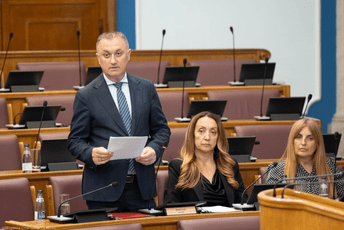 Gutić: Povećanje svih penzija za 40 eura ugrozilo bi njihovu redovnu isplatu