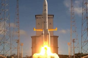 (VIDEO) Više od deset zemalja gradilo "Ariane 6": Evropa lansirala novu raketu