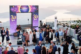 Već 30 godina za svaki trenutak: Veliki jubilej kompanije One na Lovćenu Već 30 godina za svaki trenutak: Veliki jubilej kompanije One na Lovćenu