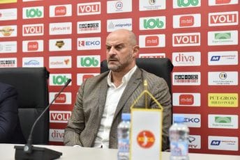 Mitrović objavio skraćeni spisak pred utakmice odluke: Aleksa Ilić pod znakom pitanja