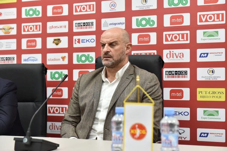 Mitrović objavio skraćeni spisak pred utakmice odluke: Aleksa Ilić pod znakom pitanja Mitrović objavio skraćeni spisak pred utakmice odluke: Aleksa Ilić pod znakom pitanja