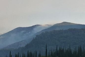 Požar na granici sa Hrvatskom: I u Novom i u Konavlima očekuju pomoć iz vazduha