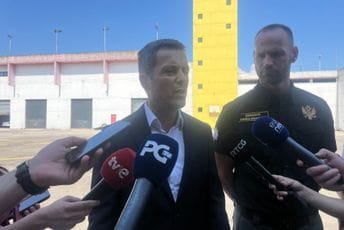 Mujović najavio: Gradićemo stanove za vatrogasce