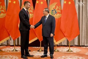 Spajić sa premijerom Kine: Novih 13 miliona eura donacija za Crnu Goru Spajić sa premijerom Kine: Novih 13 miliona eura donacija za Crnu Goru