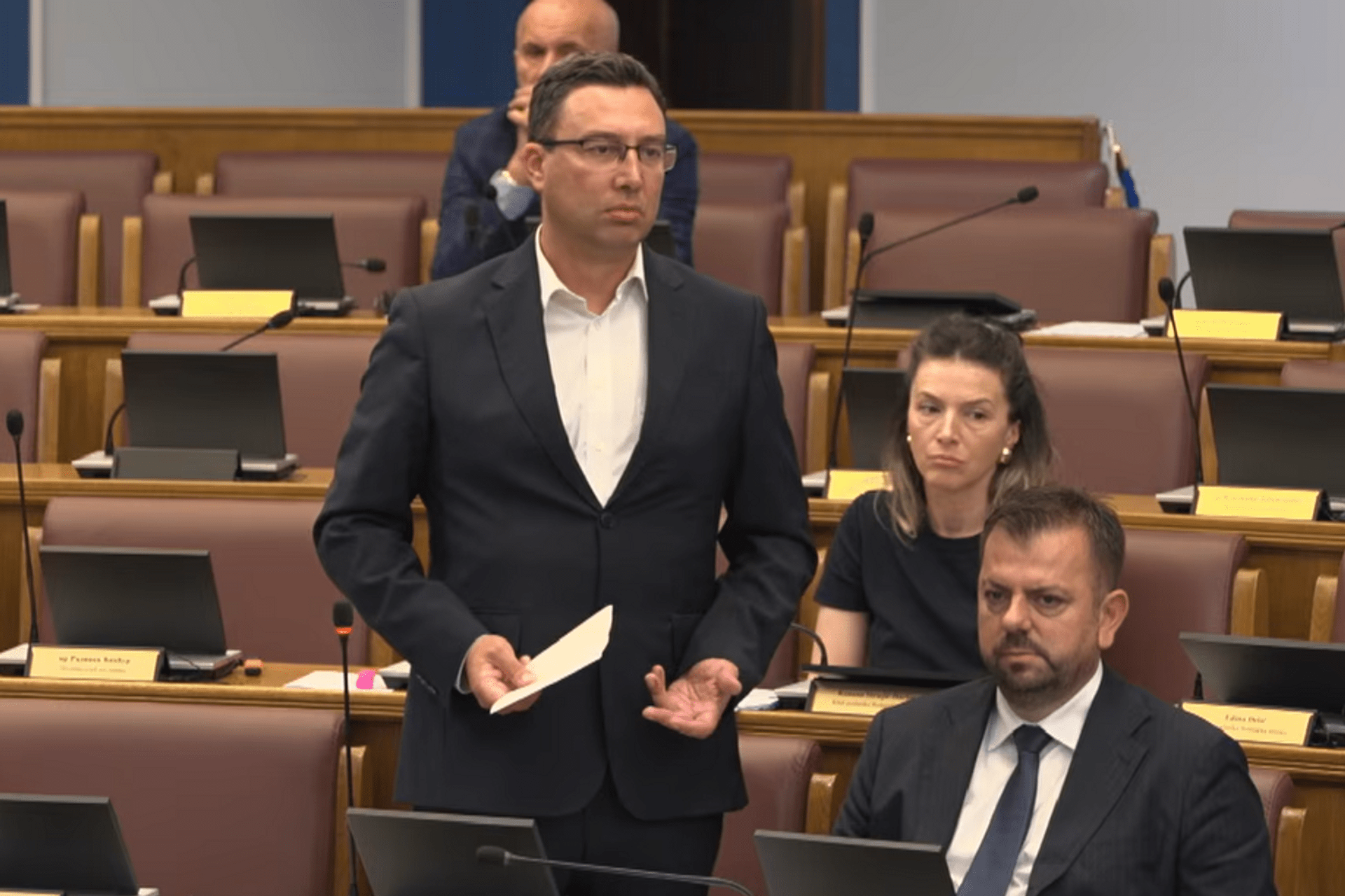 Fotografija 2: Bojović hrvatsku vlast nazvao "proustaškom"; Nurković: To što govorite o veleizdaji je previše