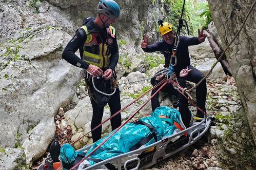Akcija spašavanja završena uspješno: Hrvatski državljanin evakuisan iz kanjona Nevidio