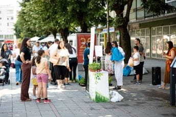 Berane: U akciji prikupljeno skoro pet hiljada plastičnih boca i limenki; Ćulafić: Građani pokazuju da zaštita životne sredine postaje zajednička vrijednost Berane: U akciji prikupljeno skoro pet hiljada plastičnih boca i limenki; Ćulafić: Građani pokazuju da zaštita životne sredine postaje zajednička vrijednost