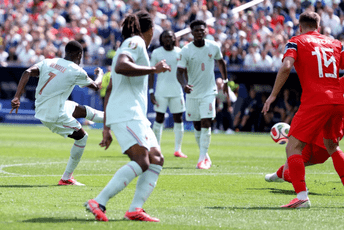 Dembele het-trikom donio 'trikolorima' prvo mjesto: Šou Senegala za izvjestan put u nokaut fazu (VIDEO)