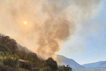 Veliki požar kod Trebinja: Vatrena stihija sve bliža okolnim selima