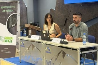 Istraživanje Sindikata medija: Novinari sve više koriste vještačku inteligenciju, nedostaju pravila i jasna odgovornost