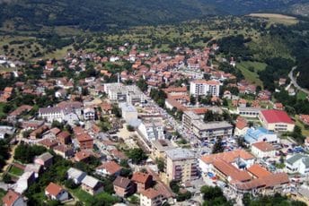 Kosovo: Policija pronašla leš imama, osumnjičeni za ubistvo u bjekstvu Kosovo: Policija pronašla leš imama, osumnjičeni za ubistvo u bjekstvu
