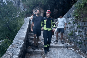 Kotor: Javljeno da Indijac pada u stanje šoka, zatečen s ogrebotinama šake