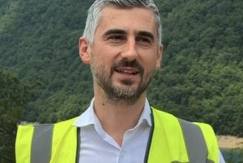 (VIDEO) Kompanija Bemax na Instagramu predstavlja zaposlene: Upoznajte ljude iza velikih projekata