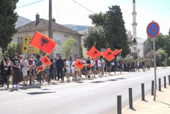 Stanovnici Tuzi nezadovoljni razgraničenjem sa Podgoricom: Ne daju Kuće Rakića, Kakaricku goru, dio Zatrijepča...