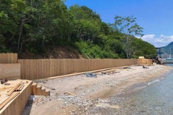 Zapečaćen plažni bar na ostrvu Sveti Nikola