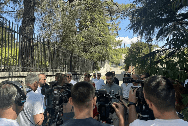 STEGA: Budući dobitnici trebalo bi da odbiju Trinestojulsku nagradu ako je dodjeljuje Andrija Mandić STEGA: Budući dobitnici trebalo bi da odbiju Trinestojulsku nagradu ako je dodjeljuje Andrija Mandić