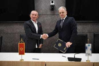 Nastavak saradnje usmjerene ka razvoju crnogorskog sporta: EPCG i Atletski savez potpisali ugovor o sponzorstvu Nastavak saradnje usmjerene ka razvoju crnogorskog sporta: EPCG i Atletski savez potpisali ugovor o sponzorstvu