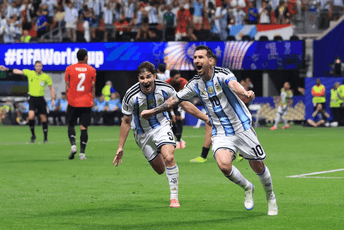 Nestvaran preokret: Argentina u finišu od 0:2 do 3:2, neke odluke izazvaće mnogo polemike (VIDEO)