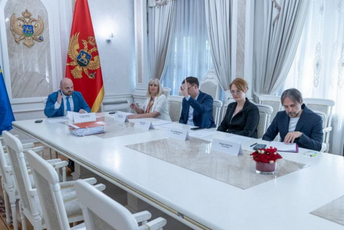 Šukurica: Namjerno obaraju konkurse da bi pravnike zamijenili politi