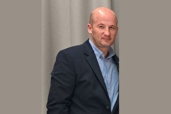 Čolaković: Nećemo podržati nikakve izmjene Ustava u kojima se ne nalazi rješenje za srpski jezik