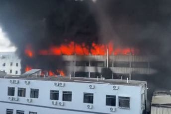(VIDEO) Kina: Izbio požar u fabrici obuće, veliki broj poginulih (VIDEO) Kina: Izbio požar u fabrici obuće, veliki broj poginulih